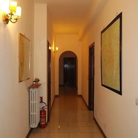 Alojamento de Acomodação e Pequeno-almoço The Condottieri Roma